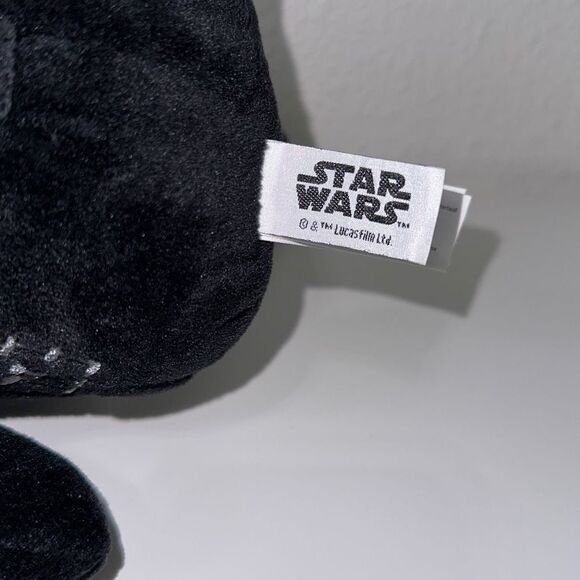 Scentsy Buddy - Star Wars - Darth Vader - Picture 7 of 10